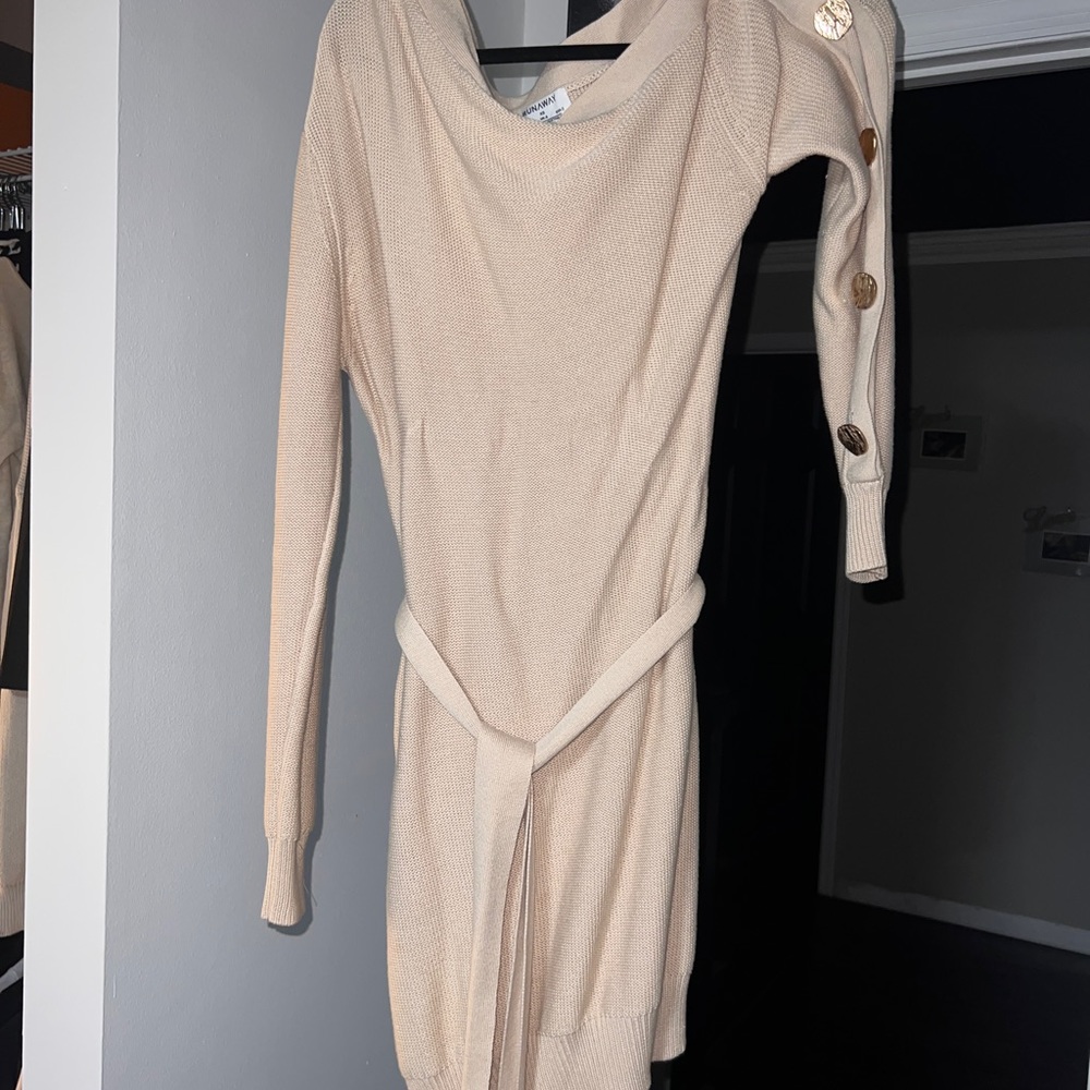 RUNAWAY DRESS SIZE XS
